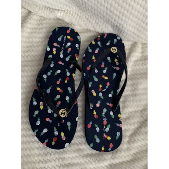 NWT Women’s sandals Size 9 Tommy Hilfirger Bleigh-C mini pineapples Dark Blue - Picture 11 of 12